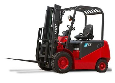 Με μπαταρίες Forklift Drive εναλλασσόμενου ρεύματος, τετράτροχο ηλεκτρικό Forklift ικανότητα ανύψωσης 2,5 τόνου προμηθευτής